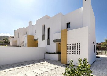 2 slaapkamer Chalet in Busot, Costa Blanca North - Te Koop Spanje